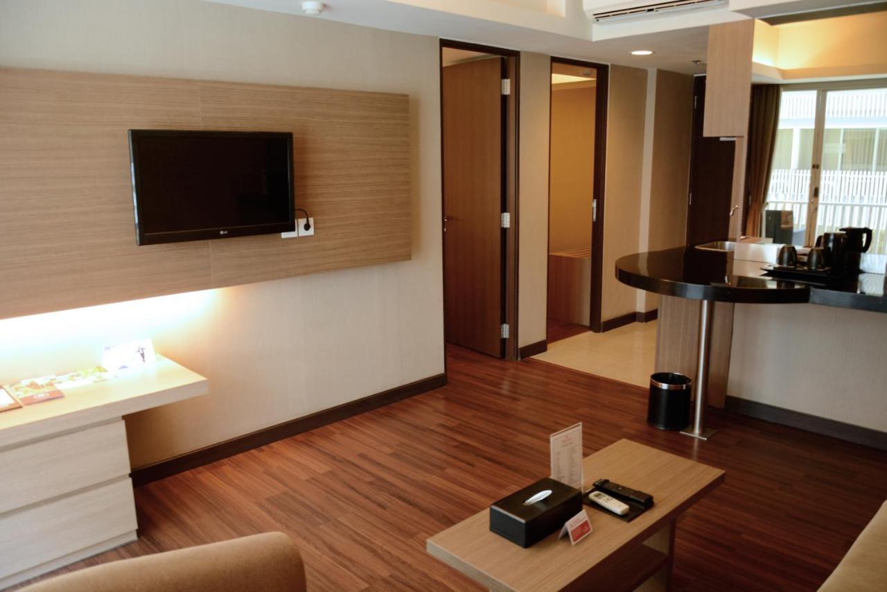 Ramada By Wyndham Bali Sunset Road Kuta Ξενοδοχείο Σεμινιάκ Εξωτερικό φωτογραφία