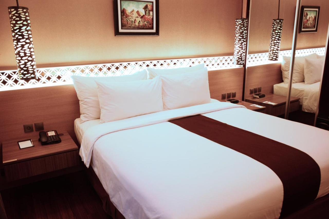 Ramada By Wyndham Bali Sunset Road Kuta Ξενοδοχείο Σεμινιάκ Εξωτερικό φωτογραφία