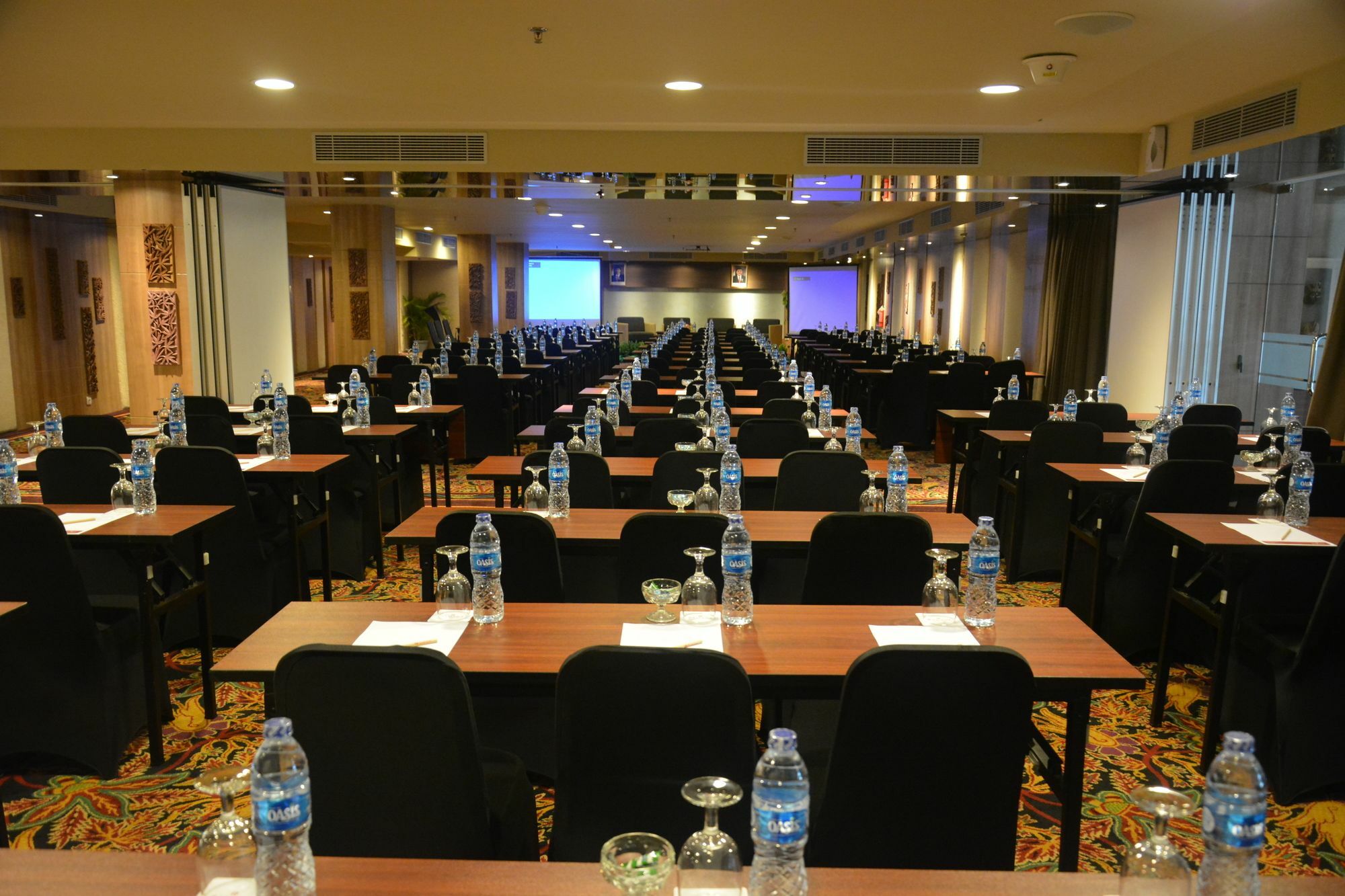 Ramada By Wyndham Bali Sunset Road Kuta Ξενοδοχείο Σεμινιάκ Εξωτερικό φωτογραφία